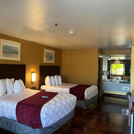Americas Best Value Inn - Phoenix / Ashland Exteriör bild