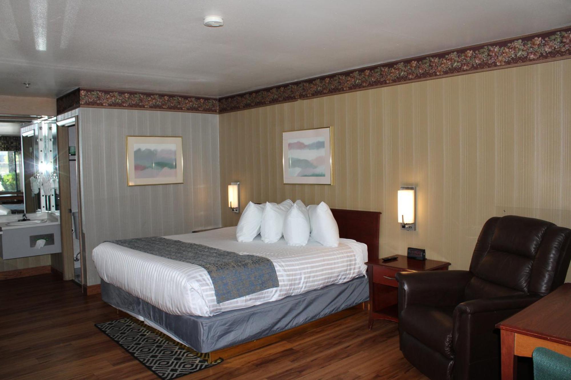 Americas Best Value Inn - Phoenix / Ashland Exteriör bild