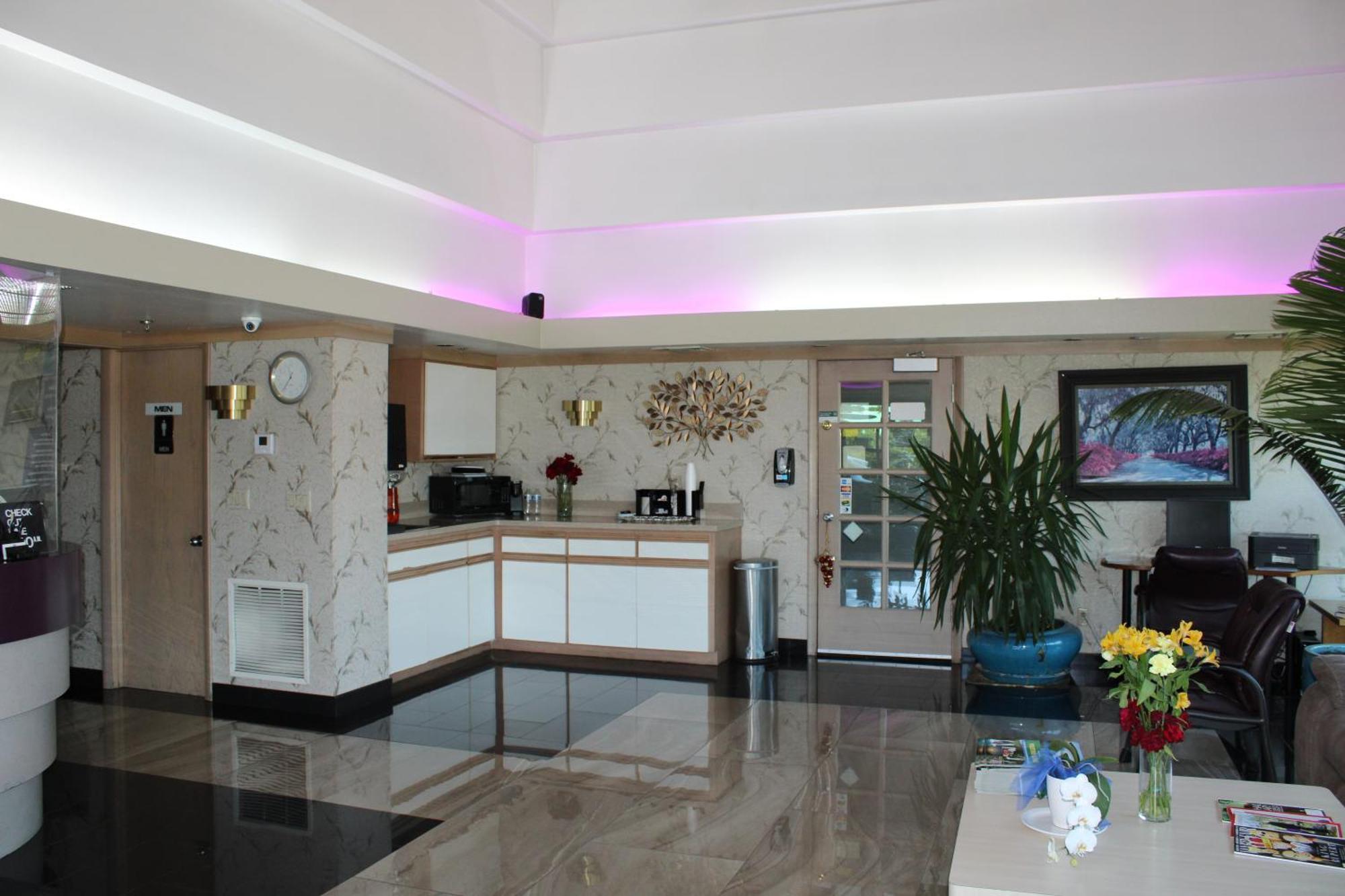 Americas Best Value Inn - Phoenix / Ashland Exteriör bild